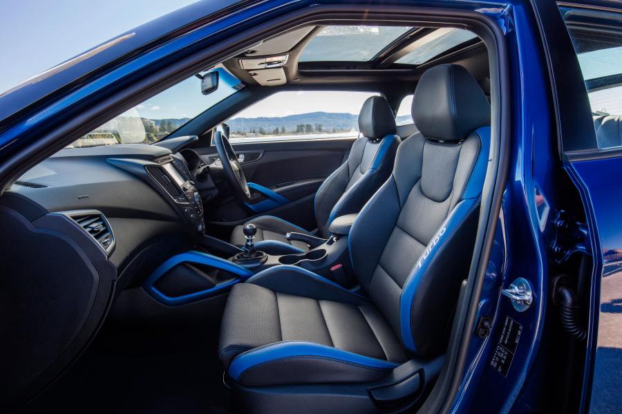  Hyundai Veloster Street Turbo 2016 года  (AU) (фото 21 из 23)